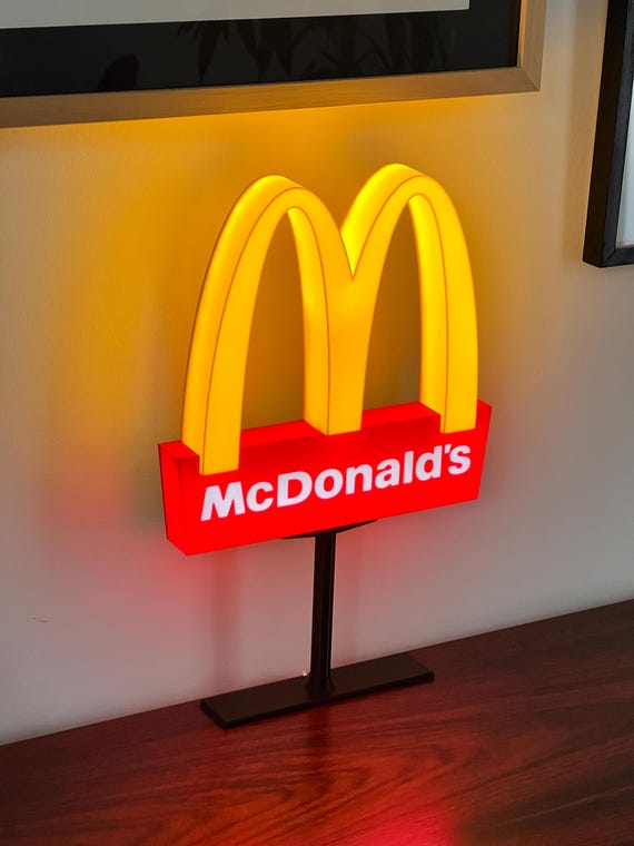 マクドナルドのライト付き看板 マクドナルドのライト付き看板 LED