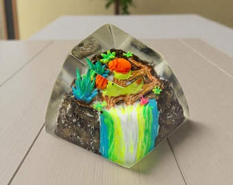 Handmade Snail Resin Keycap: Nature Theme Artisan 1U R1 SA Profile