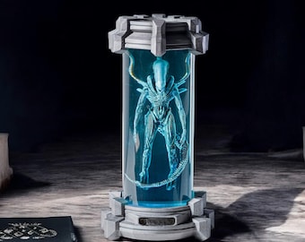 Alien Horror Tower Lamp: Sci-Fi Bio-Mechanical Resin Light