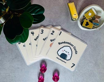 ¡Tus tarjetas aleatorias de ahorro de Boujee Sushi!