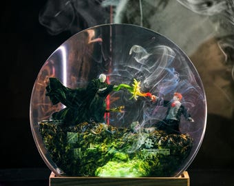 Mystical Magic Duel Resin Lamp, Fantasy Wizard Battle Night Light, Handmade Diorama Lamp, Unique Gift, Desk Decor, Ambient Lighting
