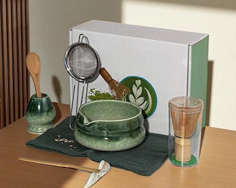 Ceramic Matcha 8 Piece Set: Japanese Matcha Tea Gift