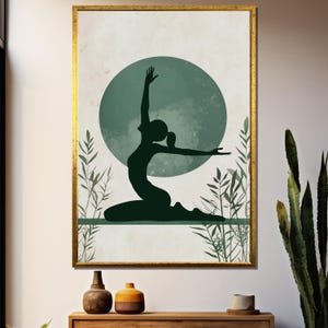 Póster de yoga minimalista con silueta y sol verde / Arte de meditación serena / Decoración de pared zen tranquila