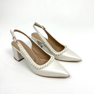 Ivory Bridal Heels, Bride Shoes, Bridal Shoes, Ladies Bridal Shoes , White Wedding Shoes, Pearls and Strass Slingback Sandals,