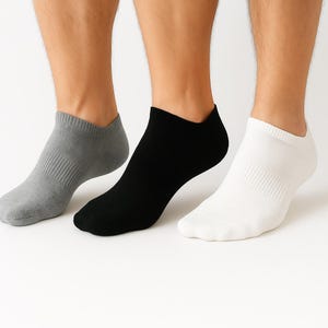 Men&#39;s Bamboo Ankle Socks: Low Cut, Non-Slip, Breathable - 18 Pairs