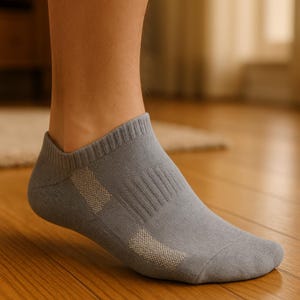 Men&#39;s Bamboo Ankle Socks - 6-Pack: Breathable, Non-Slip, Eco-Friendly