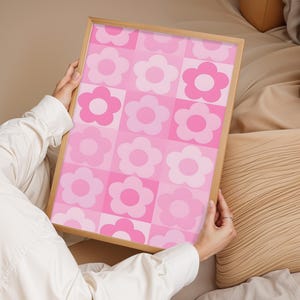 Arte de pared floral retro / Estampado de cuadros de margaritas rosas / Póster de flores estéticas de los años 70 / Decoración del hogar bohemia vintage / Diseño moderno de mediados de siglo