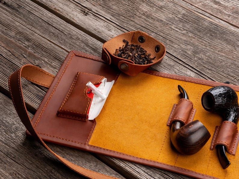Personalisierte Leder Pfeife Rolle, Braun Pfeifenhalter, Tabakbeutel, Reise Pfeifenhalter, Etui für Pfeifenraucher Set, Jahrestagsgeschenke für Männer Bild 13