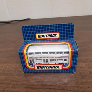 Matchbox MB-17 London Bus - Vintage Collectible