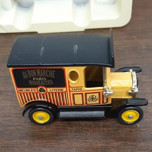 Lledo Days Gone Modell T Ford Van AU BON MACHÉ. R17. 1/64 Diecast