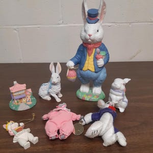 Vintage Bunny Figurine Set