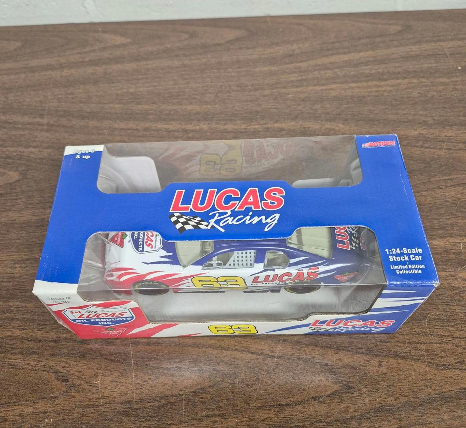 NHRA ファニーカー　1/24スケール 2006年 ルーカスオイル NHRA ファニーカー 1/24スケール 2006年 ルーカスオイル NHRA ファニー