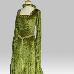 Cordelia, Celtic Inspired Medieval, Pre Raphaelite,Renaissance Gown, Handfasting Gown with Celtic Embroidery image 2