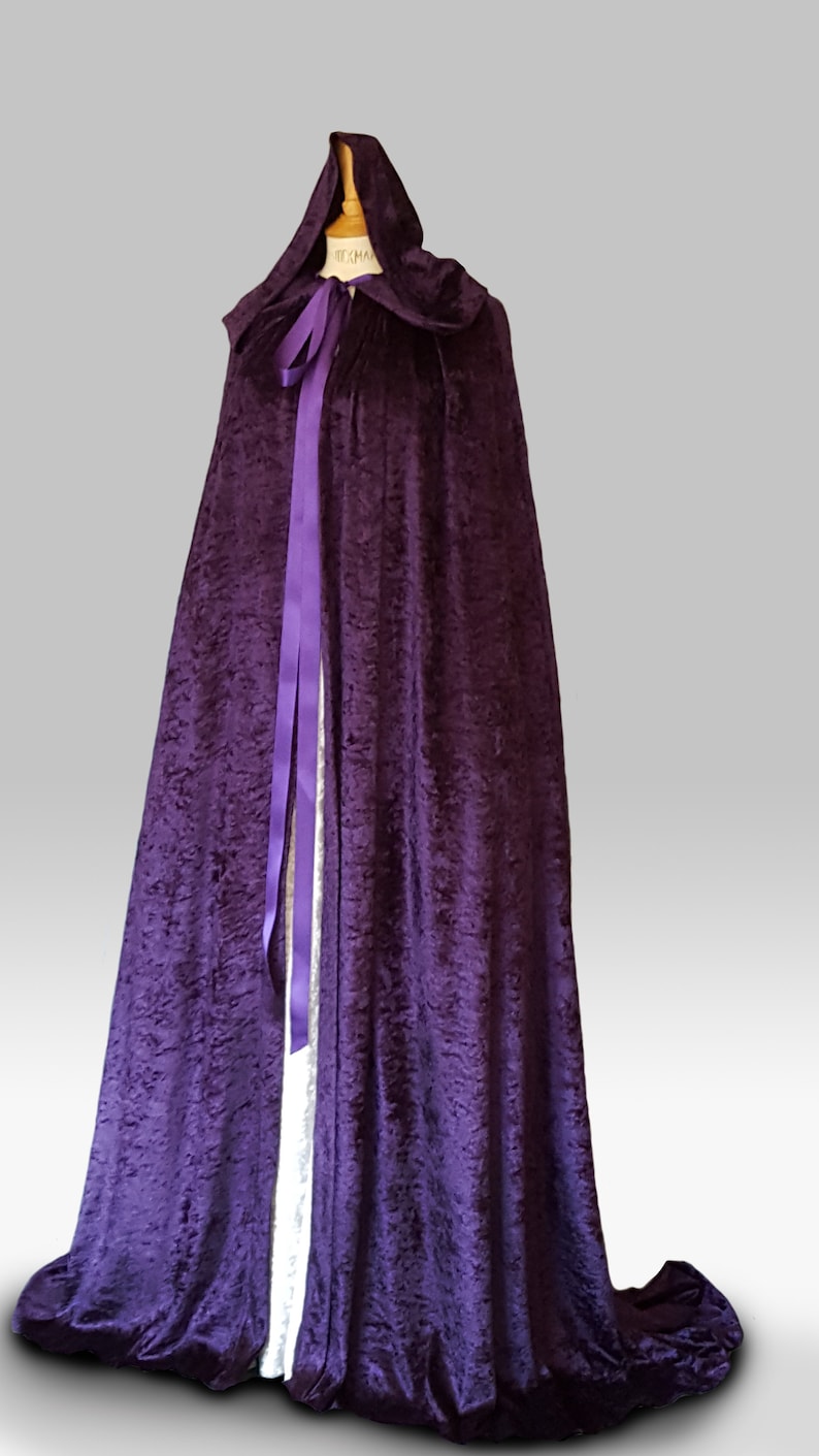 Medieval Gown,Elvish Dress,Celtic Gown,Custom Made,Hand Fasting Dress,Robe Medievale,Robe Elfique,Renaissance Dress,Elvira image 3