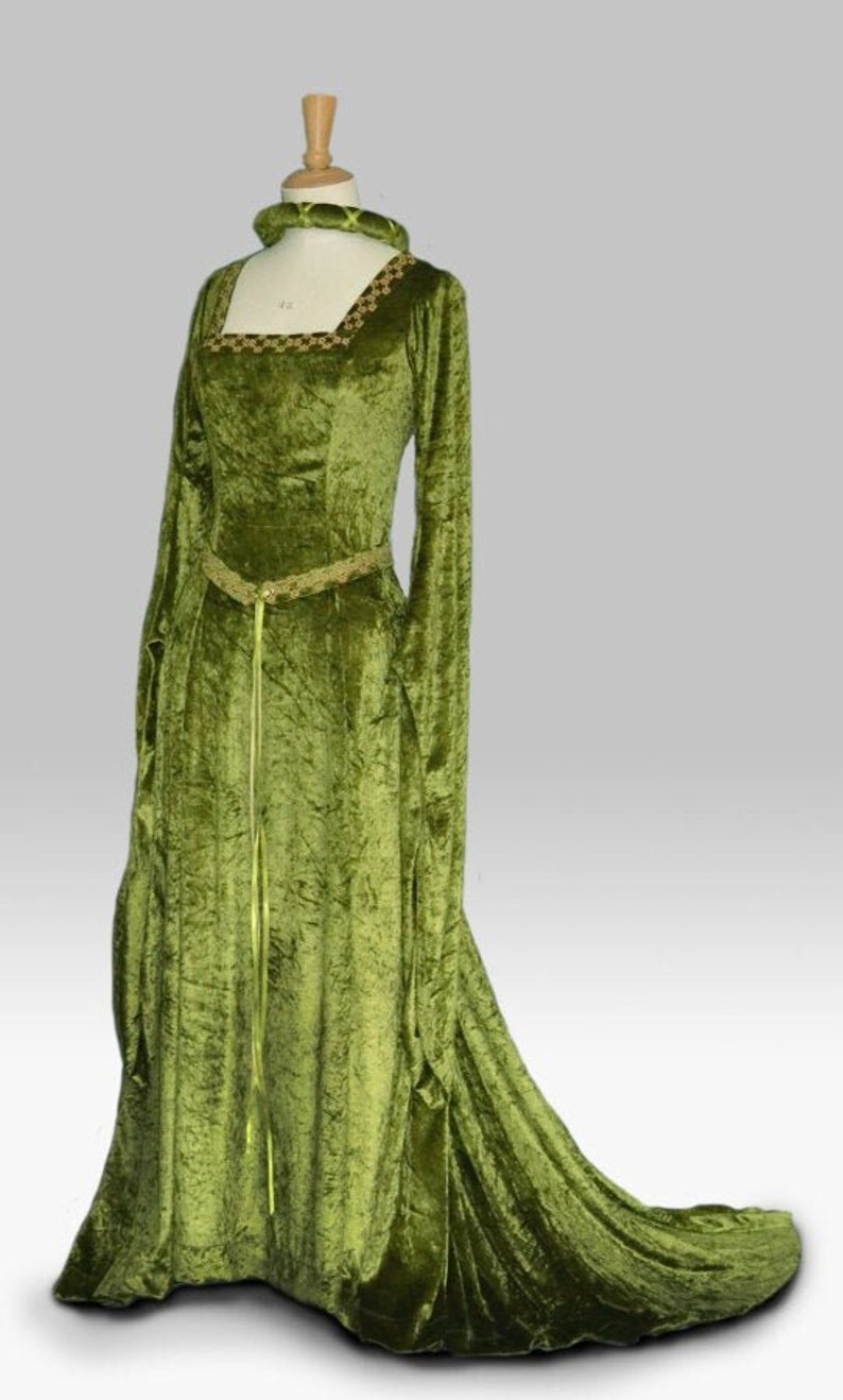 Cordelia, Celtic Inspired Medieval, Pre Raphaelite,Renaissance Gown, Handfasting Gown with Celtic Embroidery image 2