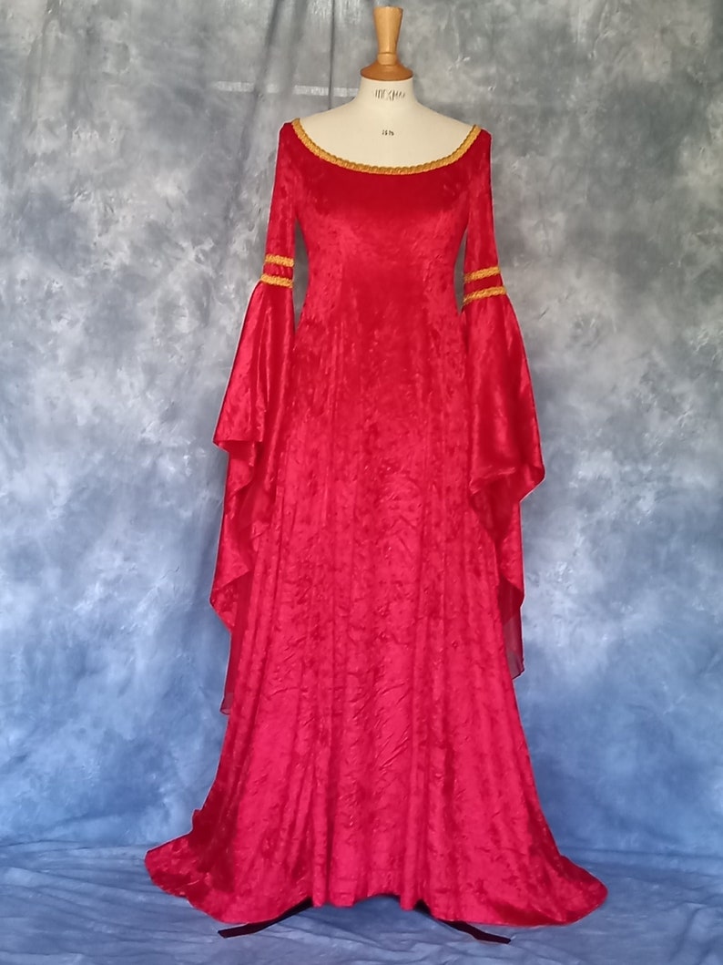 Medieval Gown,Elvish Dress,Celtic Gown,Custom Made,Hand Fasting Dress,Robe Medievale,Robe Elfique,Renaissance Dress,Grace image 2