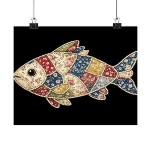 Patchwork Fische Matte Poster | Maritime Wandkunst, bunte Stoff-inspirierte Fische