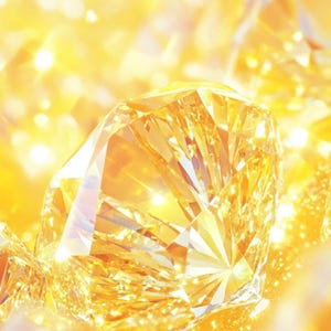 Yellow Diamond Dream Aesthetic 4-Pack Phone Wallpaper Background | Android Wallpaper | iOS Wallpaper