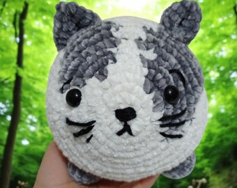 Crochet Cat, How to Crochet Cat, Crochet Cat Pattern, Crochet Cat Amigurumi, Cat Crochet Pattern, Crochet Plushi, Loaf Cat