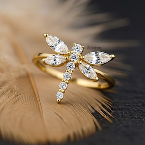 Dragonfly Wedding Ring, Libellule Insect Animal Ring, Round & Marquise Cut Lab Grown Diamond Engagement Ring, 14K Gold Flying Insect Ring