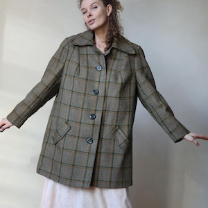 Vintage beige green plaid wool soft blazer jacket coat