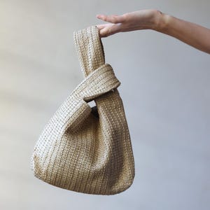 Kleine Vintage Stroh Handtasche mit Knotenverschluss