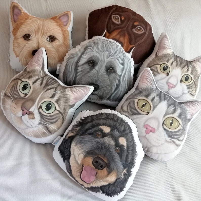 Custom Pet Pillow, Hand Painted pet pillows, gift for pet lovers, cat portrait, dog portrait, Personalized dog gift, cat gift image 3