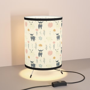 Boho Highland Cows Tripod Lamp, Decorative Farm House Room Lighting, Pastel Home Decor, Unique Bedside Lamp, Nursery Desk Light