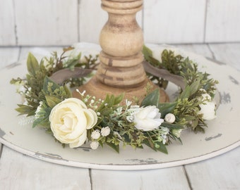 Greenery and Cream White floral halo - Flower Crown - Spring - Wedding - Boho - Minimalist - Flower Girl - Hippie - Bridesmaid - Natural