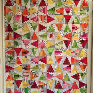 Lynne&#39;s Scrap Slab Triangle Quilts