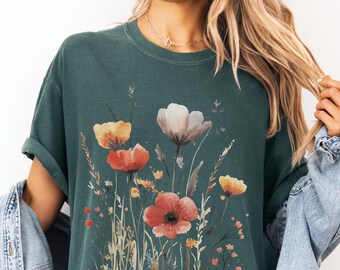 T-shirt met bloemenprint comfortkleuren, shirt aquarel bloemen, T-shirt botanische tuin, shirt cottagecore bloemen natuur, T-shirt Wildflower Field