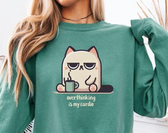 考えすぎなかわいい猫の長袖シャツ、おもしろメンタルヘルスTシャツ、快適な色の長袖、猫好きへのギフト、ユーモラスな脳トレTシャツ