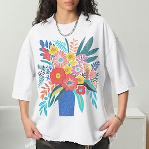 Camiseta floral inspirada em Matisse, camiseta botânica abstrata, blusa de gola alta com estampa de flores silvestres, camiseta com estampa estética de vaso de flores, presente boho streetwear