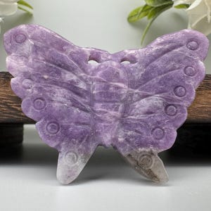 Purple Lepidolite Butterfly, Medium – Calming Crystal
