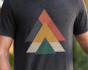 Geometric Multicolor Triangle Graphic Tee, Retro Modern Triangle Pattern Shirt, Minimalist Shirt for Men, Aesthetic Art T-Shirt for Him
