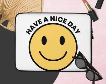 スマイリーフェイス ラップトップスリーブ：ネオプレンパッド入りジッパーケース