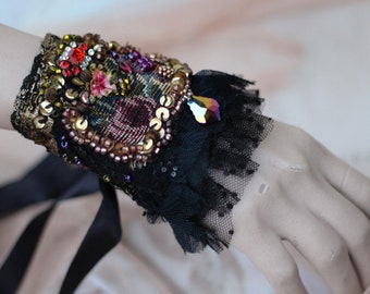 FleursBoheme boho chic cuff  "Victorian" vintage laces  embroidered wrist wrap,  bohemian romantic