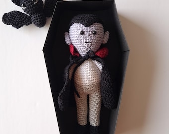 Dracula The Monster Amigurumi Pattern, DIY Crochet Dracula Pattern, Halloween Decoration