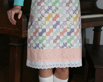 Quilting Bee Skirt feedsack reproduction fitted eyelet 1940s prairie country shabby chic pastel peach