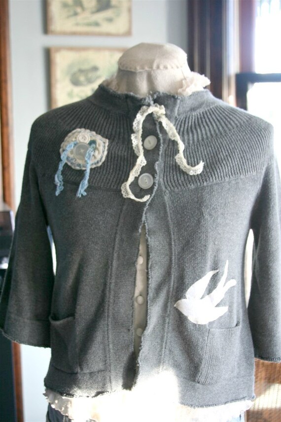 Prim and Proper Sweater Large Cardigan Grey Bird Dove Applique | Etsy