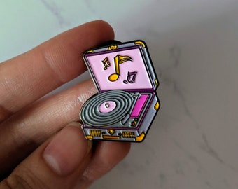 limited edition record player enamel pin // vinyl cute pastel hard pin