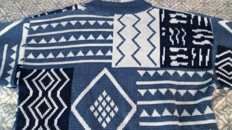 Vintage 1970s Men/'s Pullover Sweater NOS size medium chest 48 length 30 NavyBluewhite washable gift Sale
