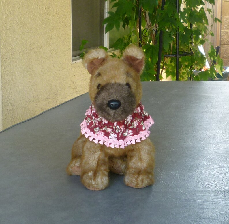 Pink Floral on Burgundy Dog Scrunchie Collar Size XS Dog Ruffle Collar with pink looped trim 10 to 12 neck