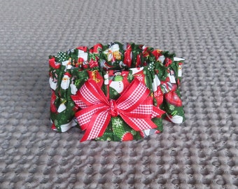 Christmas Stockings on Green Dog Scrunchie Collar, Dog Ruffle Collar - red checkered bow - Size XS: 10" to 12" neck