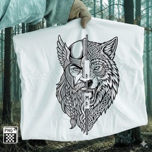 Op de afbeelding: Wit t-shirt met een zwart-wit grafisch ontwerp. Het ontwerp toont een Viking krijger aan de ene kant en een wolf aan de andere kant. De krijger draagt een gevleugelde helm. De wolf heeft scherpe tanden.
