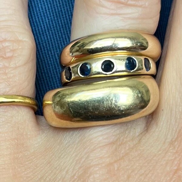 Vintage 14K Gold and Sapphire Band