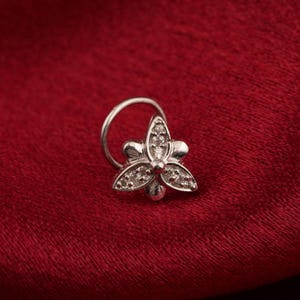Floral Design Nose Ring, Minimalist Round Diamond Women&#39;s Nose Ring, Dainty Nose Piercing Girls Jewelry, 14k Solid Gold Handmade Nose Ring