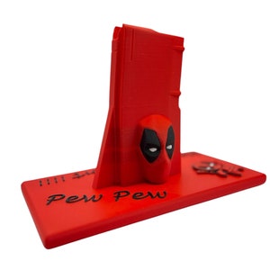 Aangepaste AR-15-displaystandaard: unieke geweerhouder voor AR-15/M4-vuurwapens (deadpool)
