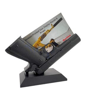 Porta biglietti da visita per pistola M1911: l'accessorio da scrivania definitivo per gli appassionati di armi!