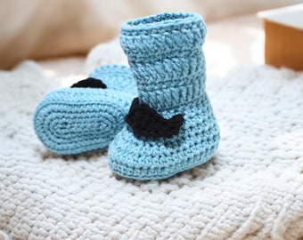 Padrão de sapatos de bebê de crochê – Botinhas de bigode para bebê menino – Primeira roupa engraçada – Ideia de presente para recém-nascido – Pantufas de fantasia fofas PDF